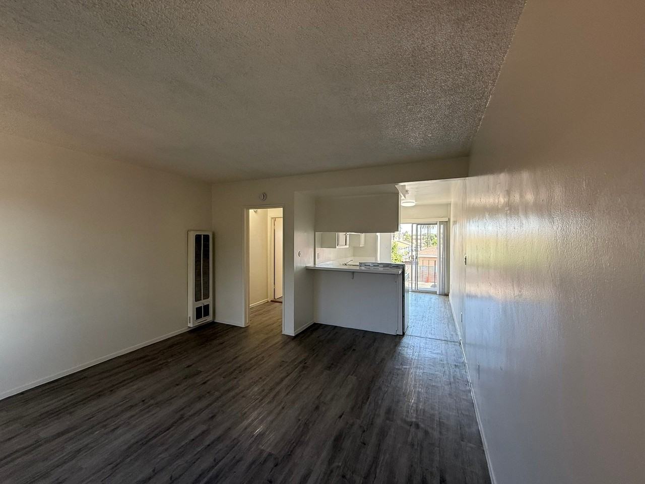 14026 Paramount Blvd #11 - Photo 3 of 19