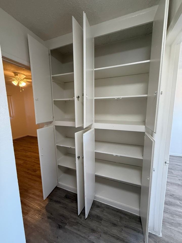 14026 Paramount Blvd #11 - Photo 7 of 19