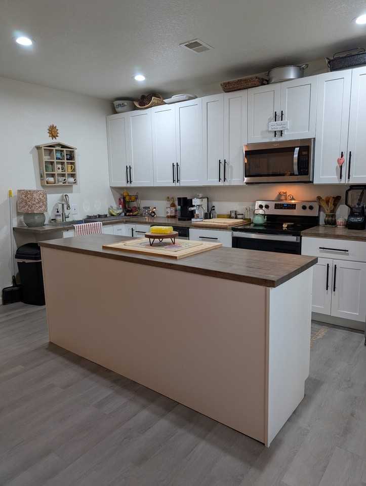 5946 E 154th Pl - Photo 3 of 16