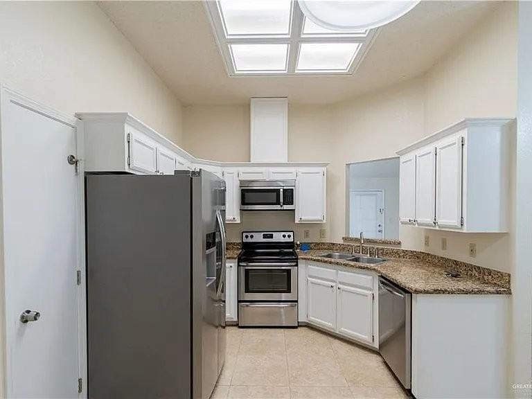 7508 N 22nd St - Photo 7 of 13