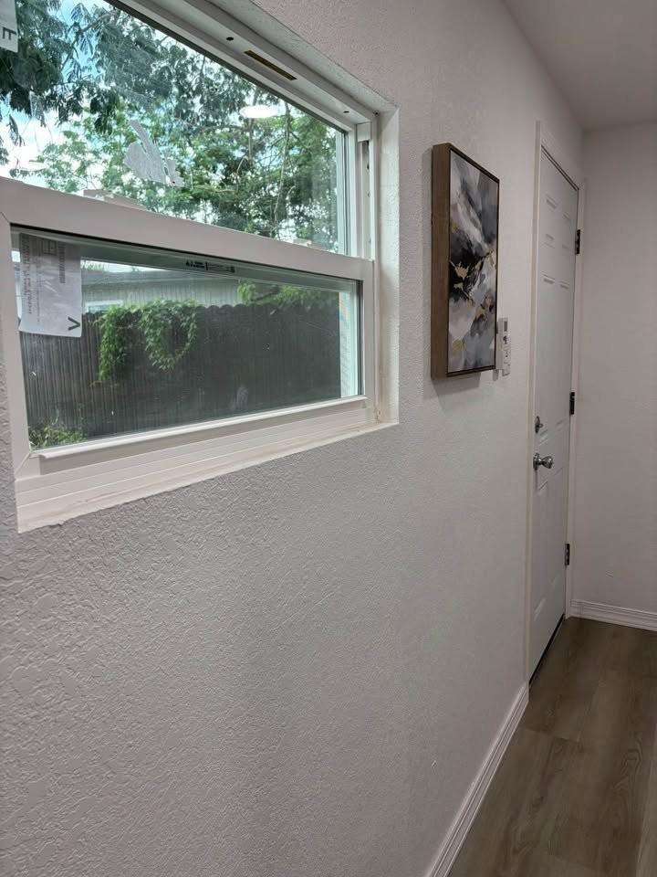 4802 E Sligh Ave - Photo 2 of 8
