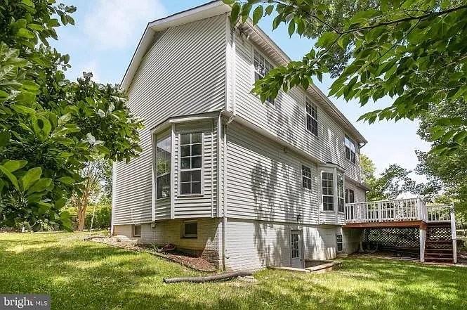 6124 Valley View Dr - Photo 2 of 20