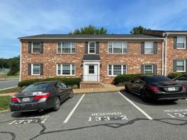 featured image of 133 Hessian Hills Cir #1