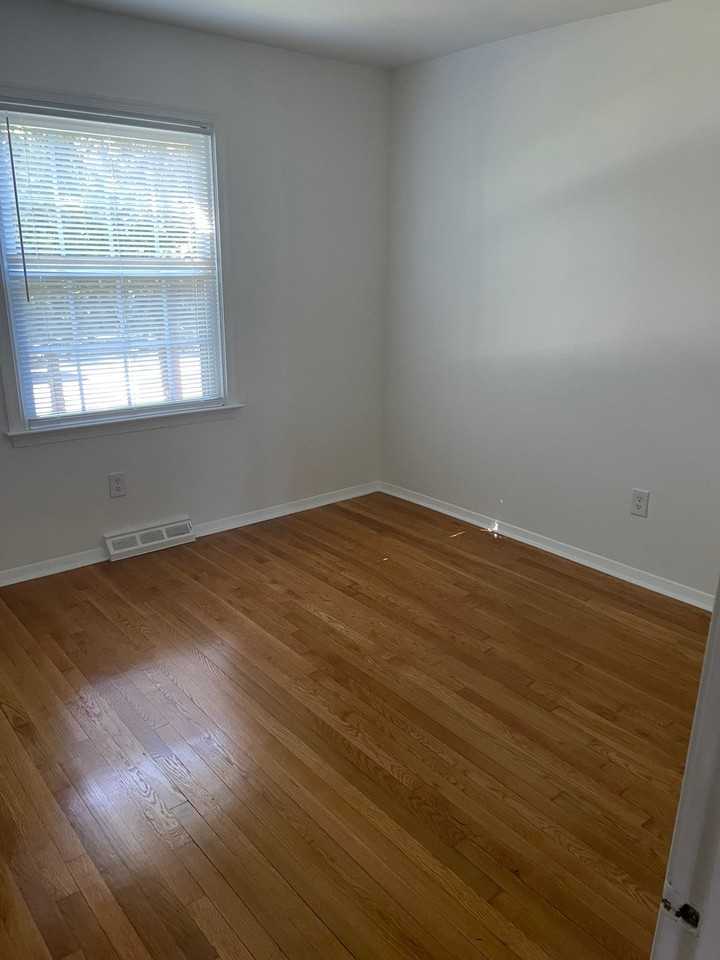 133 Hessian Hills Cir #1 - Photo 5 of 7