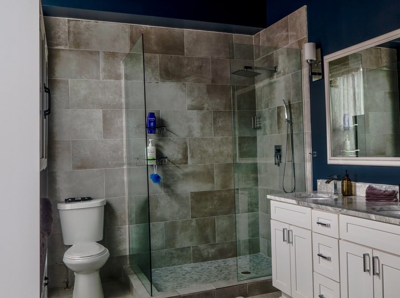2311 Morris Ave - Photo 3 of 16
