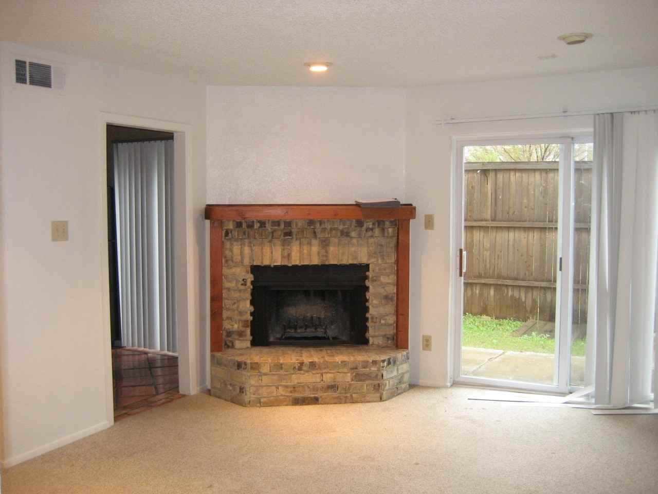 4279 Madera Rd - Photo 3 of 18