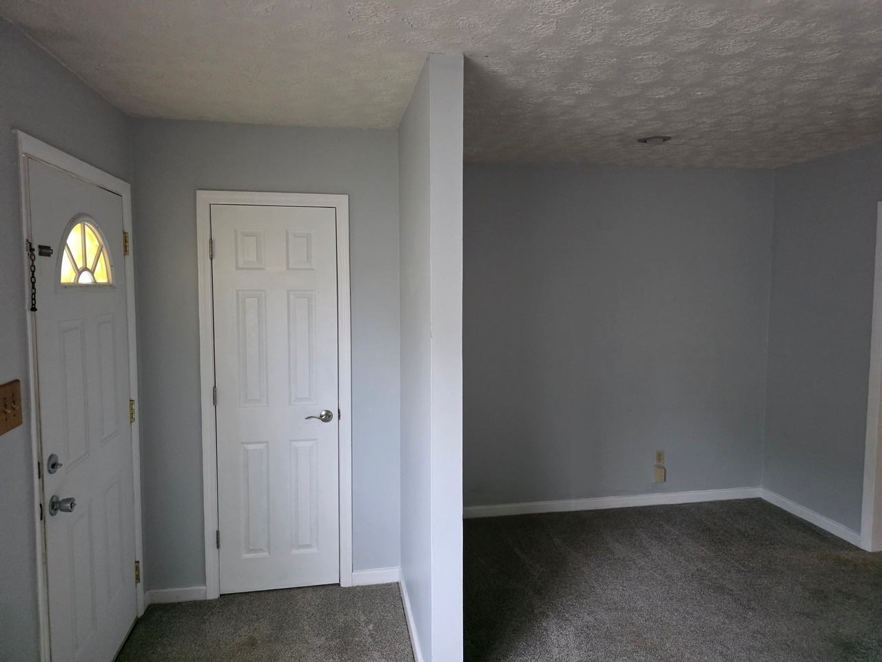 5014 Hazelwood Rd - Photo 3 of 20