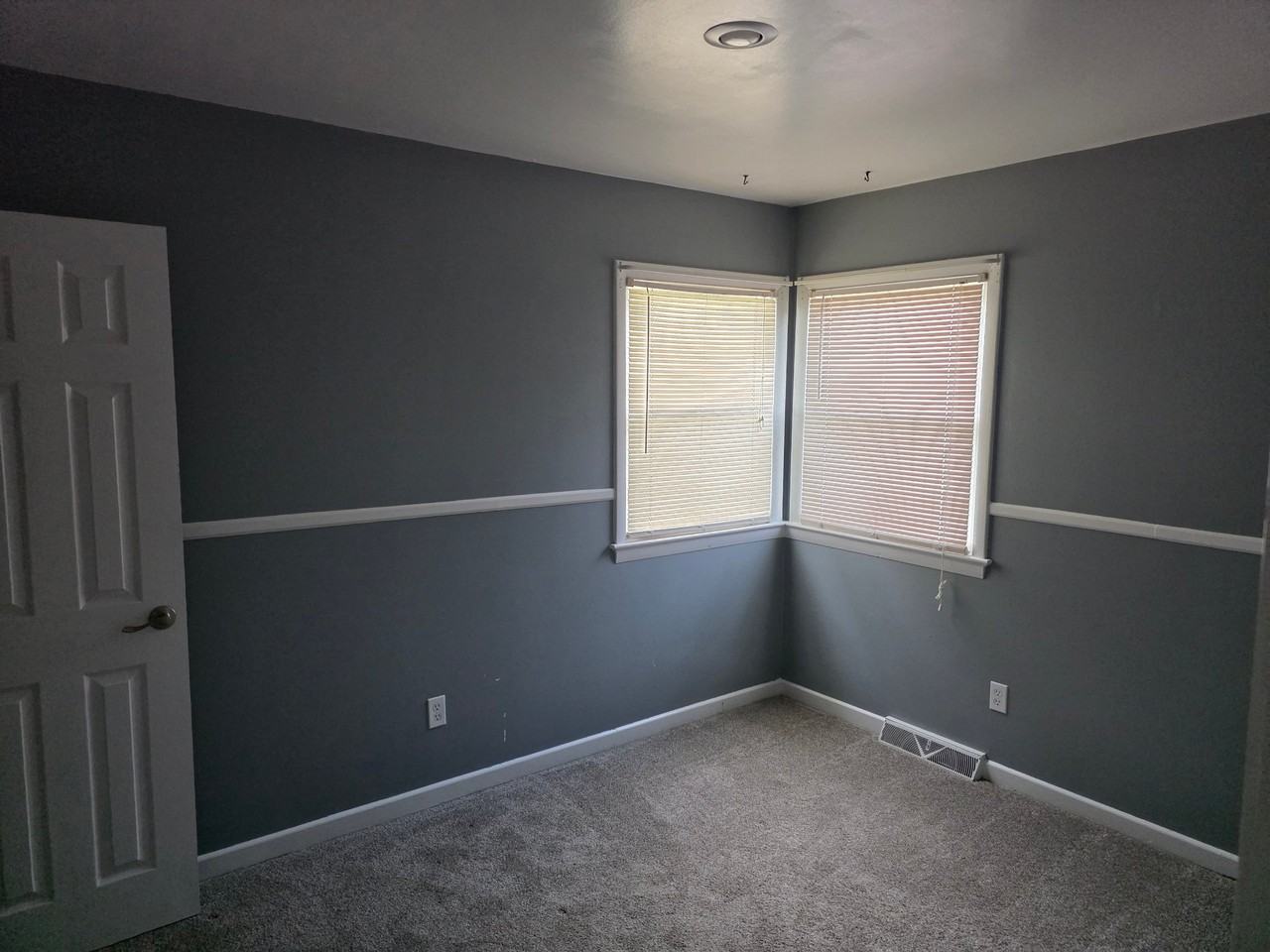5014 Hazelwood Rd - Photo 5 of 20