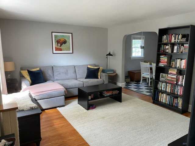 2 W Summerfield Ave - Photo 3 of 11