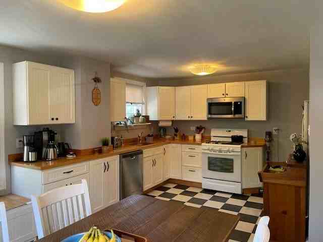 2 W Summerfield Ave - Photo 4 of 11