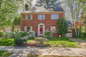 featured image of 4222 46th St Nw