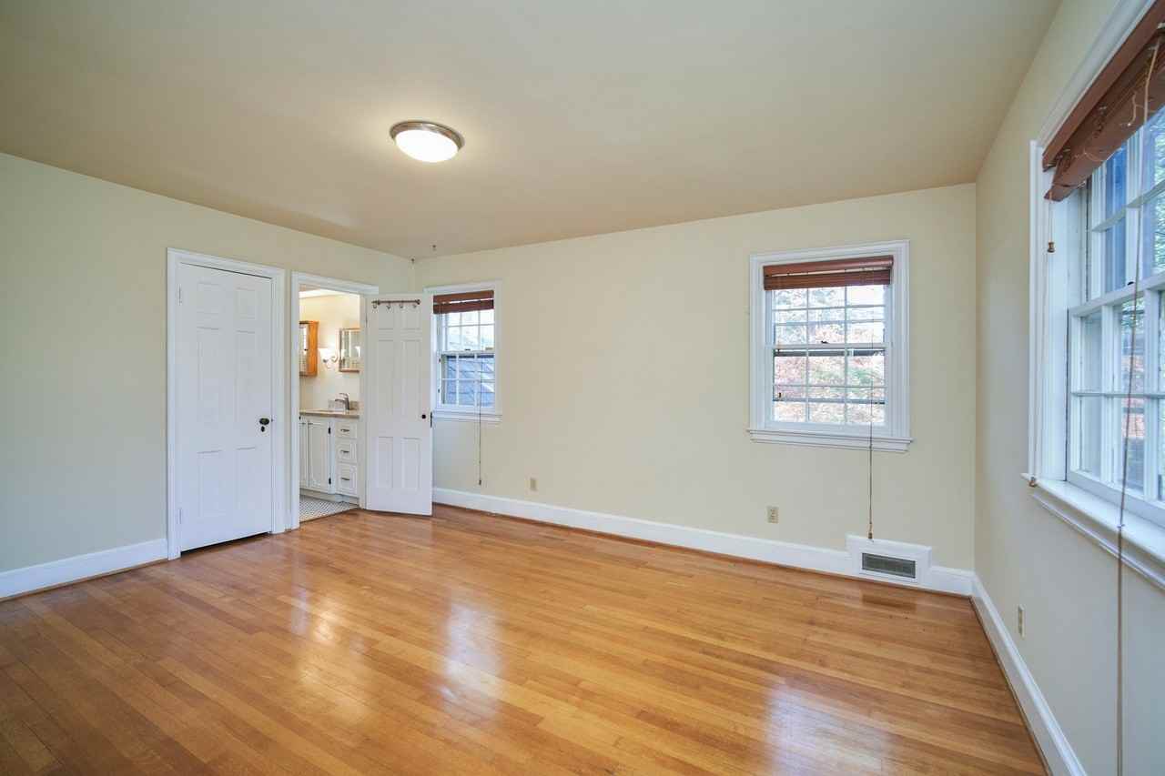4222 46th St Nw - Photo 5 of 13
