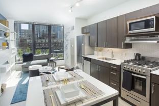 729 N Wells St - Photo 1 of 1