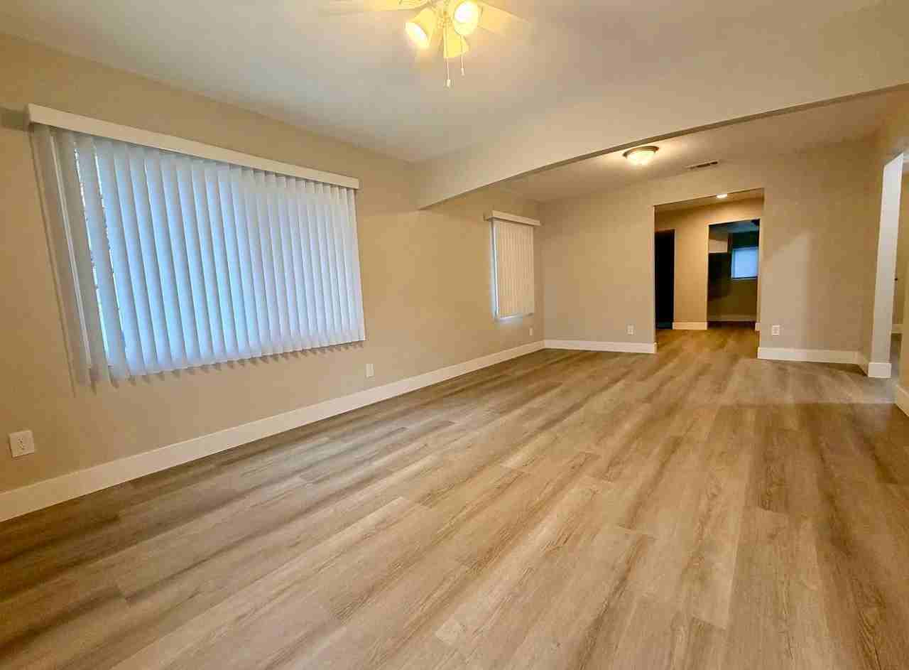 1550 N Pershing Ave - Photo 3 of 17