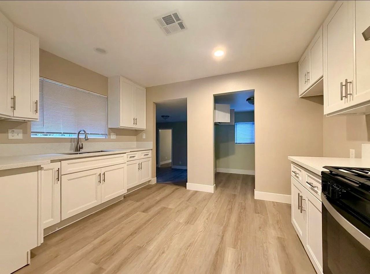 1550 N Pershing Ave - Photo 7 of 17