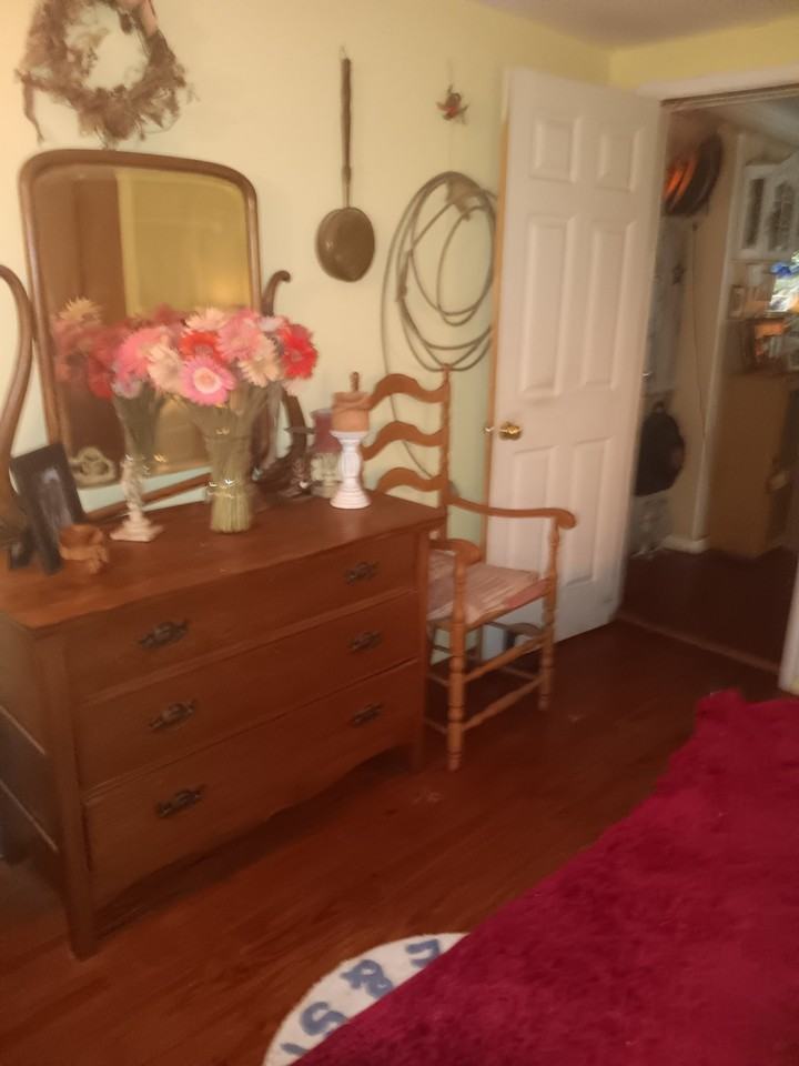 250 N New Hampshire Ave - Photo 4 of 10