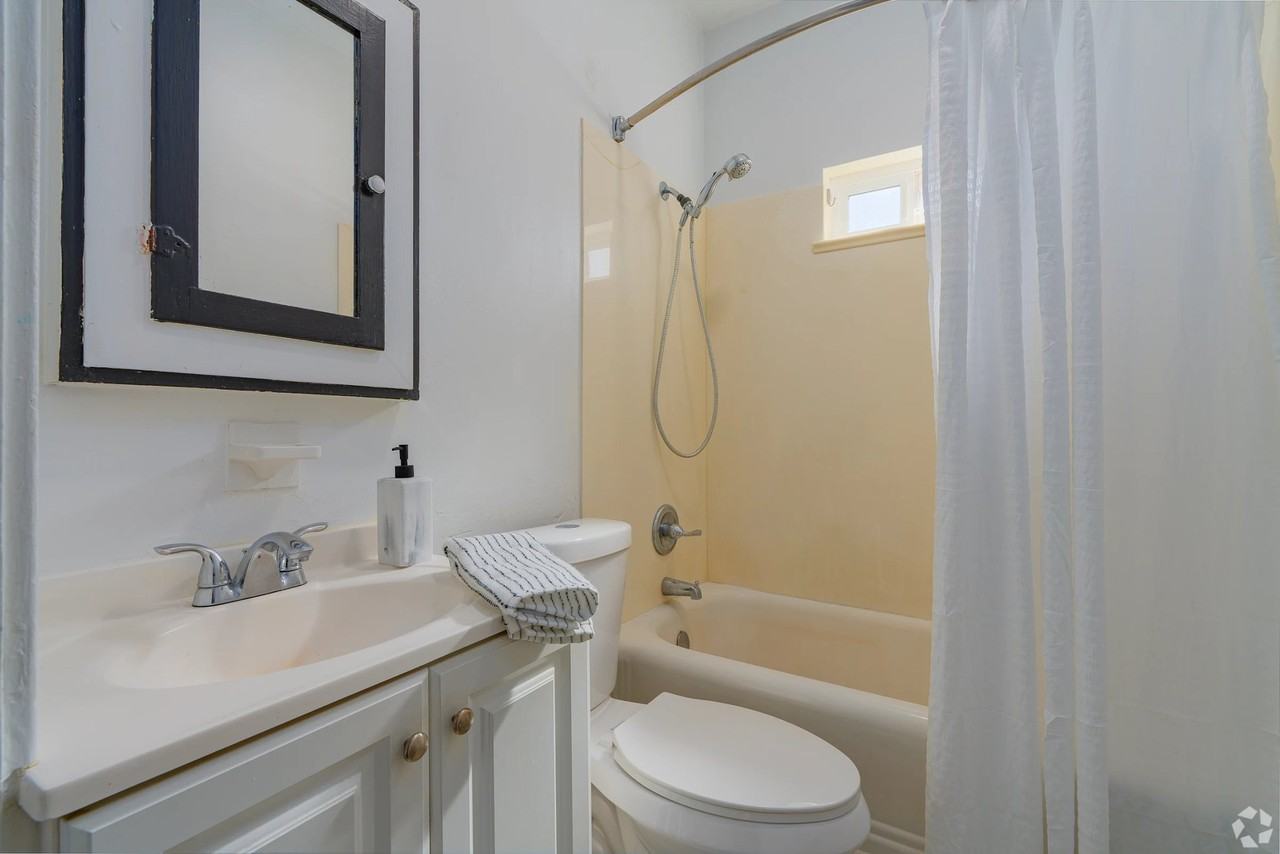127 Almond St #135-1 - Photo 5 of 6