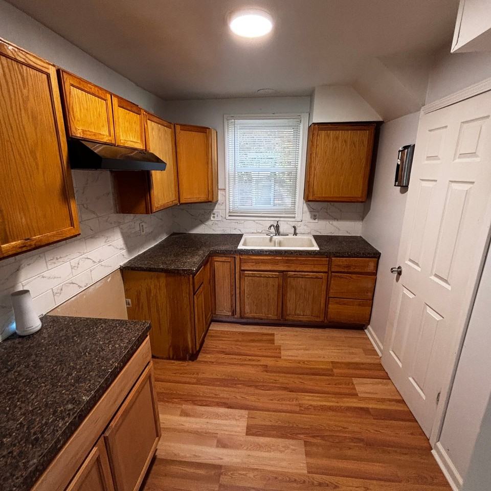 15508 Coyle St - Photo 5 of 10