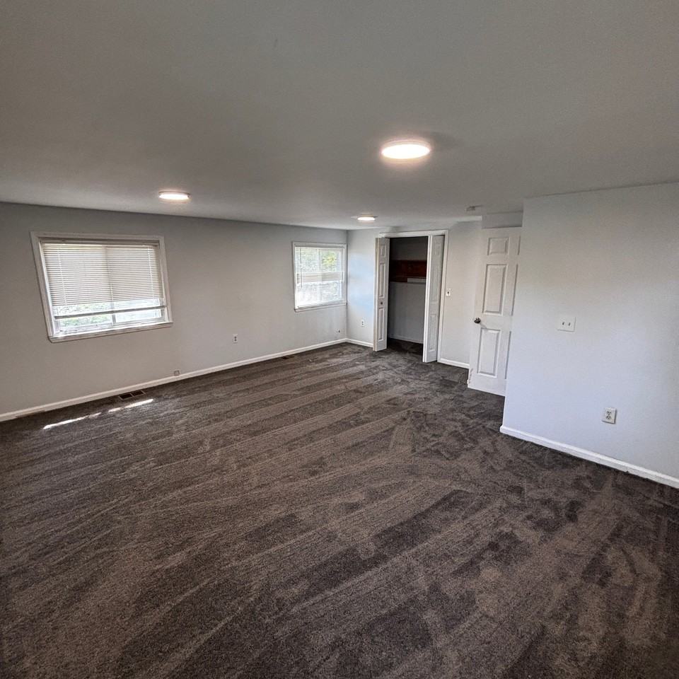 15508 Coyle St - Photo 7 of 10