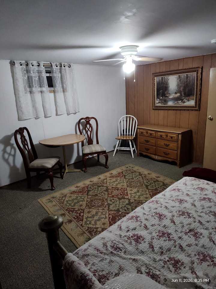 8012 N Oriole Ave #G - Photo 2 of 5