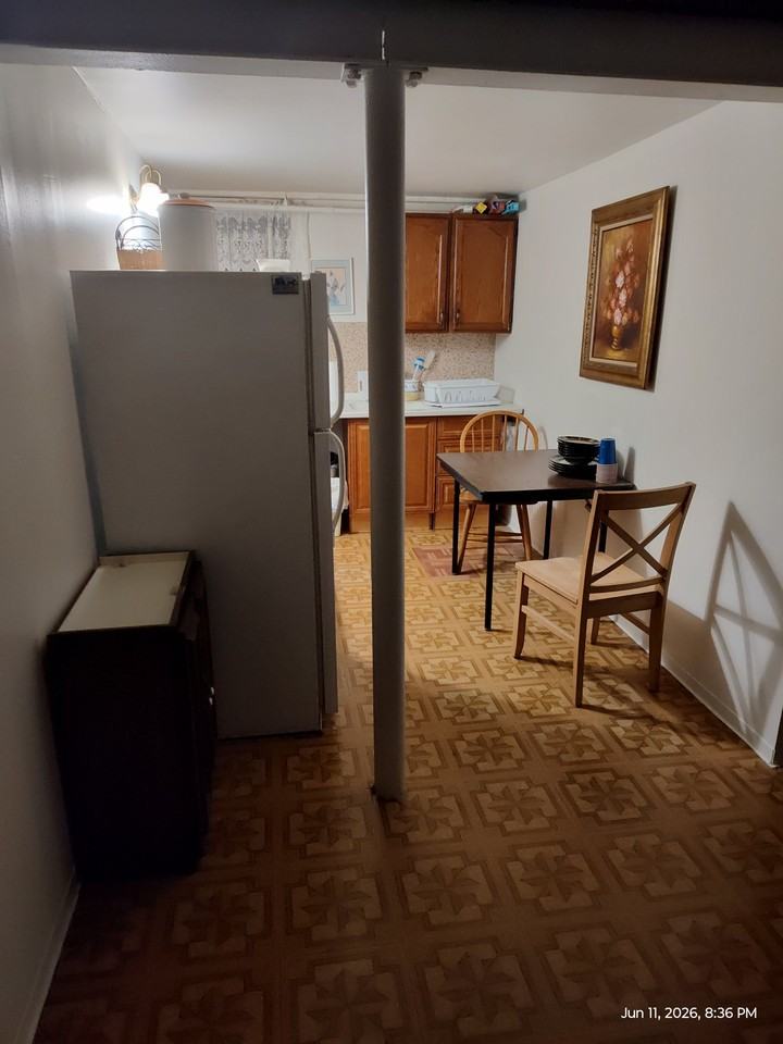8012 N Oriole Ave #G - Photo 4 of 5