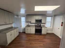 featured image of 738 Edgar Rd #2