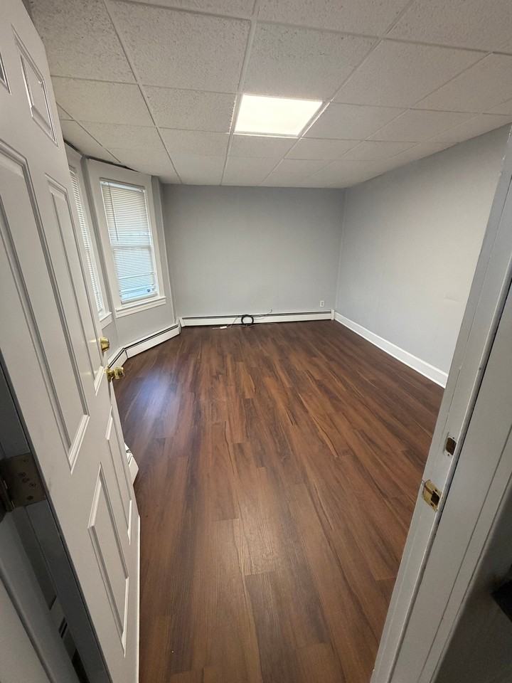738 Edgar Rd #2 - Photo 4 of 4