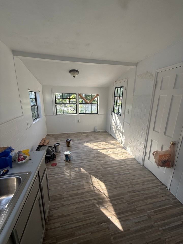 5600 Gatesworth Ave - Photo 3 of 11