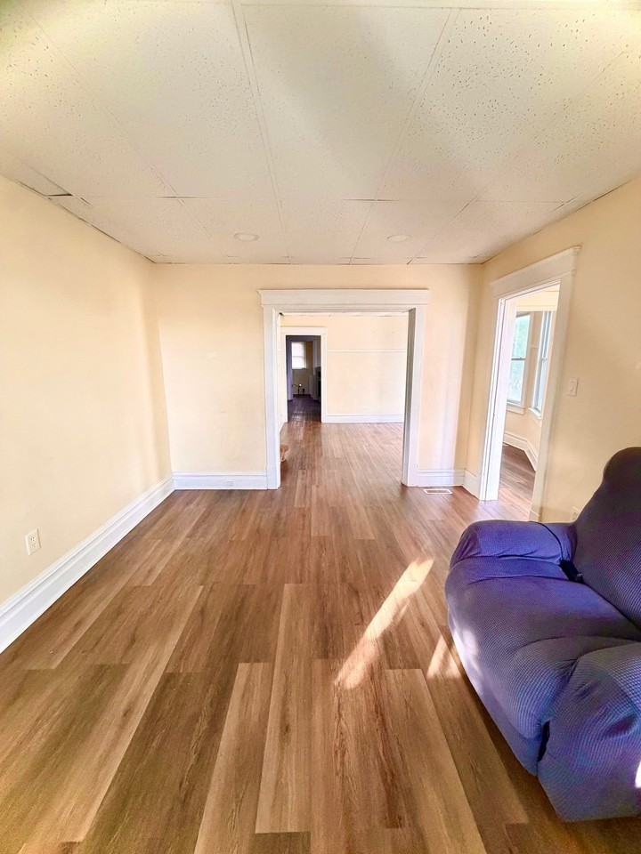 20 Elm St - Photo 4 of 20