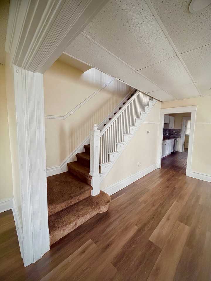 20 Elm St - Photo 5 of 20