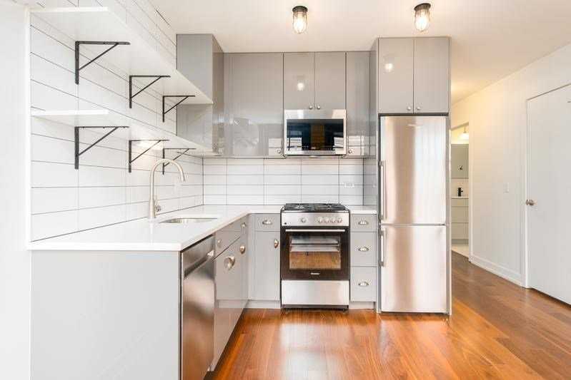 1519 W Madison St #A212 - Photo 3 of 12