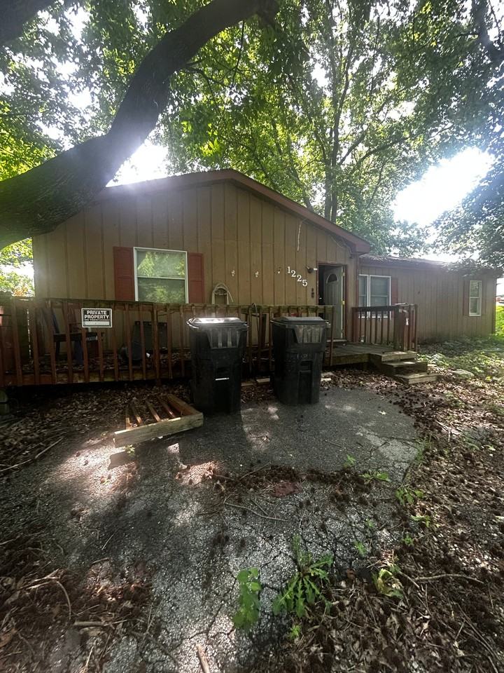 1225 East Dr - Photo 4 of 20