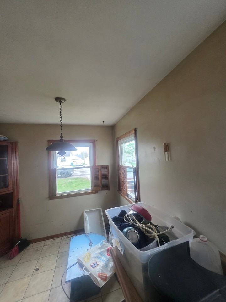 1828 W Leafland Ave - Photo 6 of 14