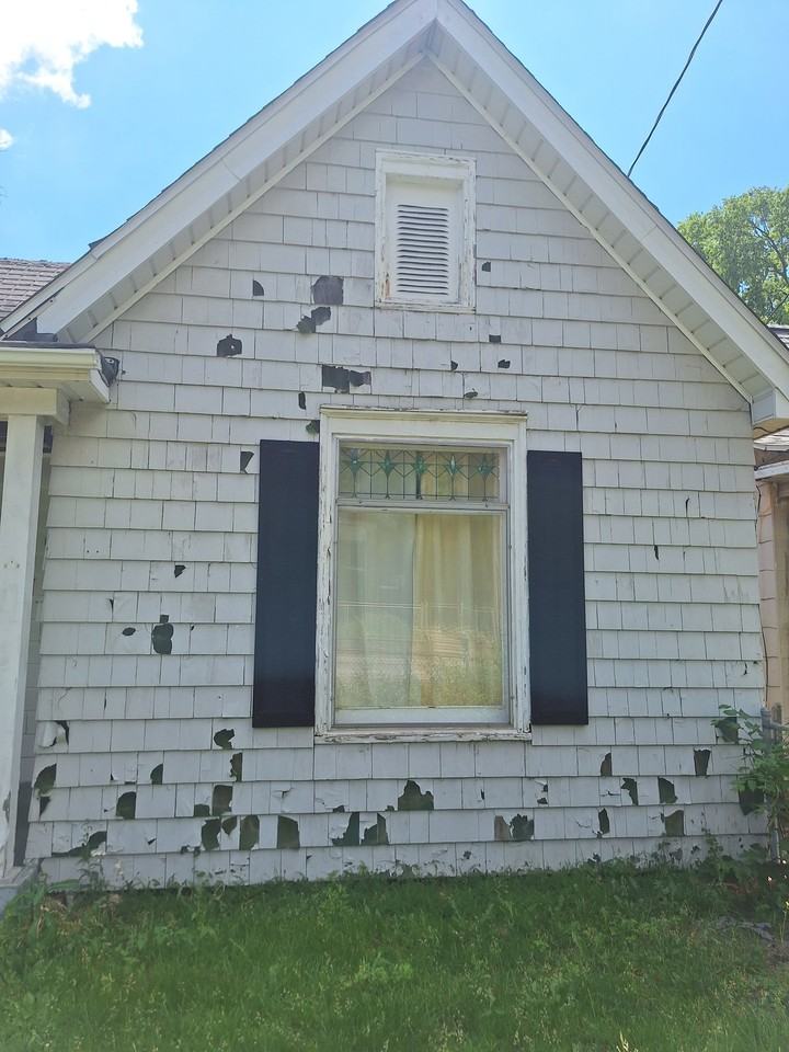 2918 Ne Madison Ave - Photo 2 of 17