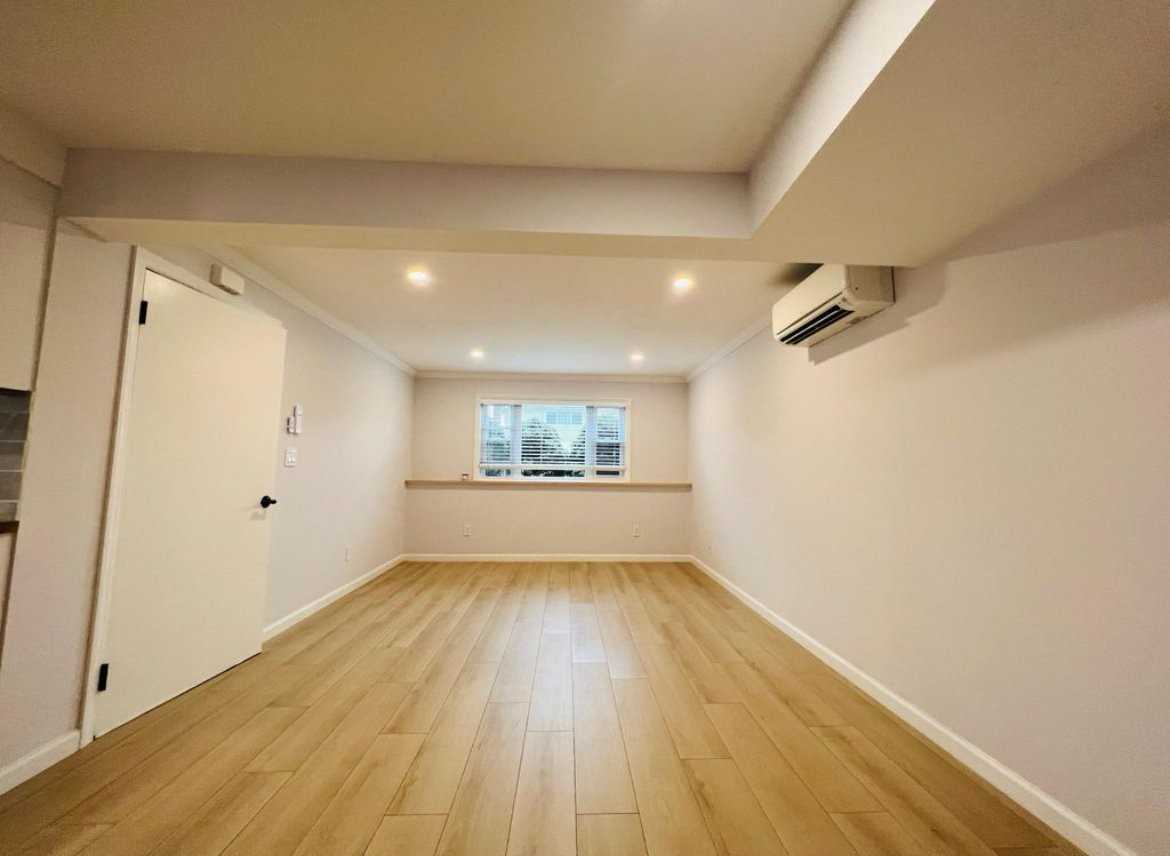 94 1st St - Photo 2 of 14