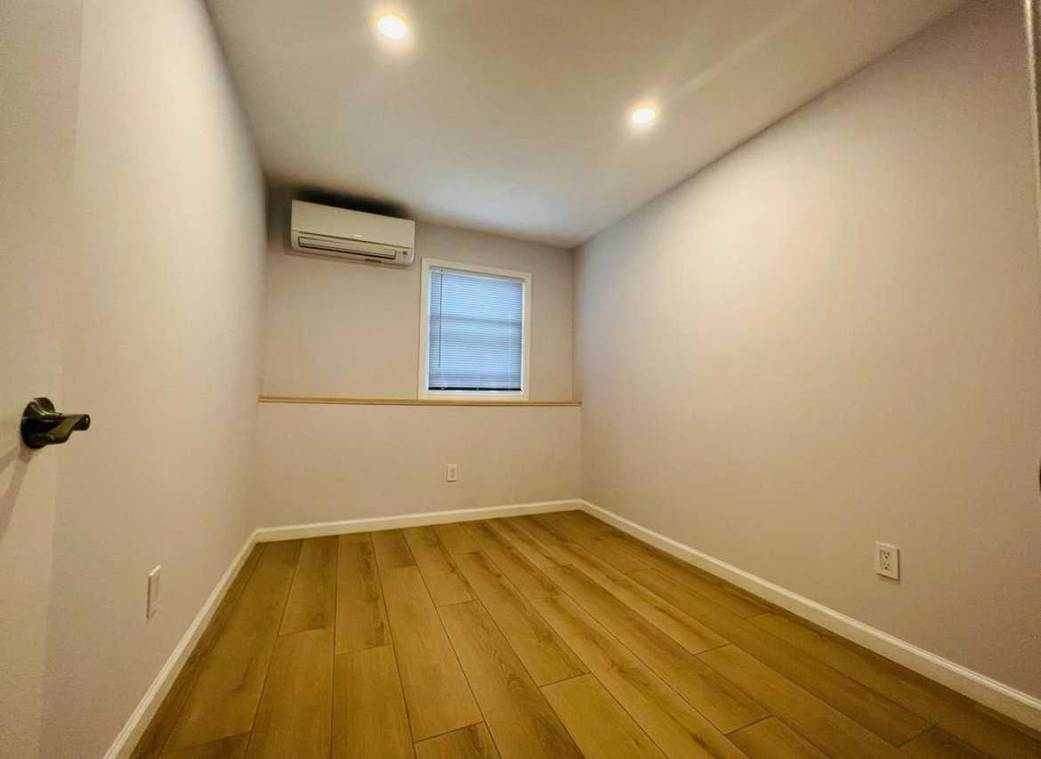 94 1st St - Photo 5 of 14