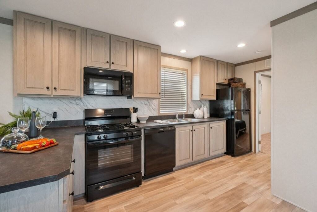 1197 Ironstone Dr - Photo 6 of 17