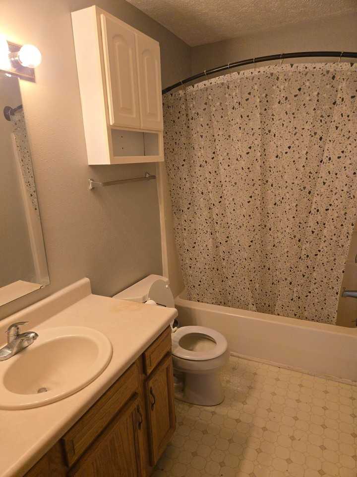2022 Bridgewater Cir #B - Photo 7 of 9