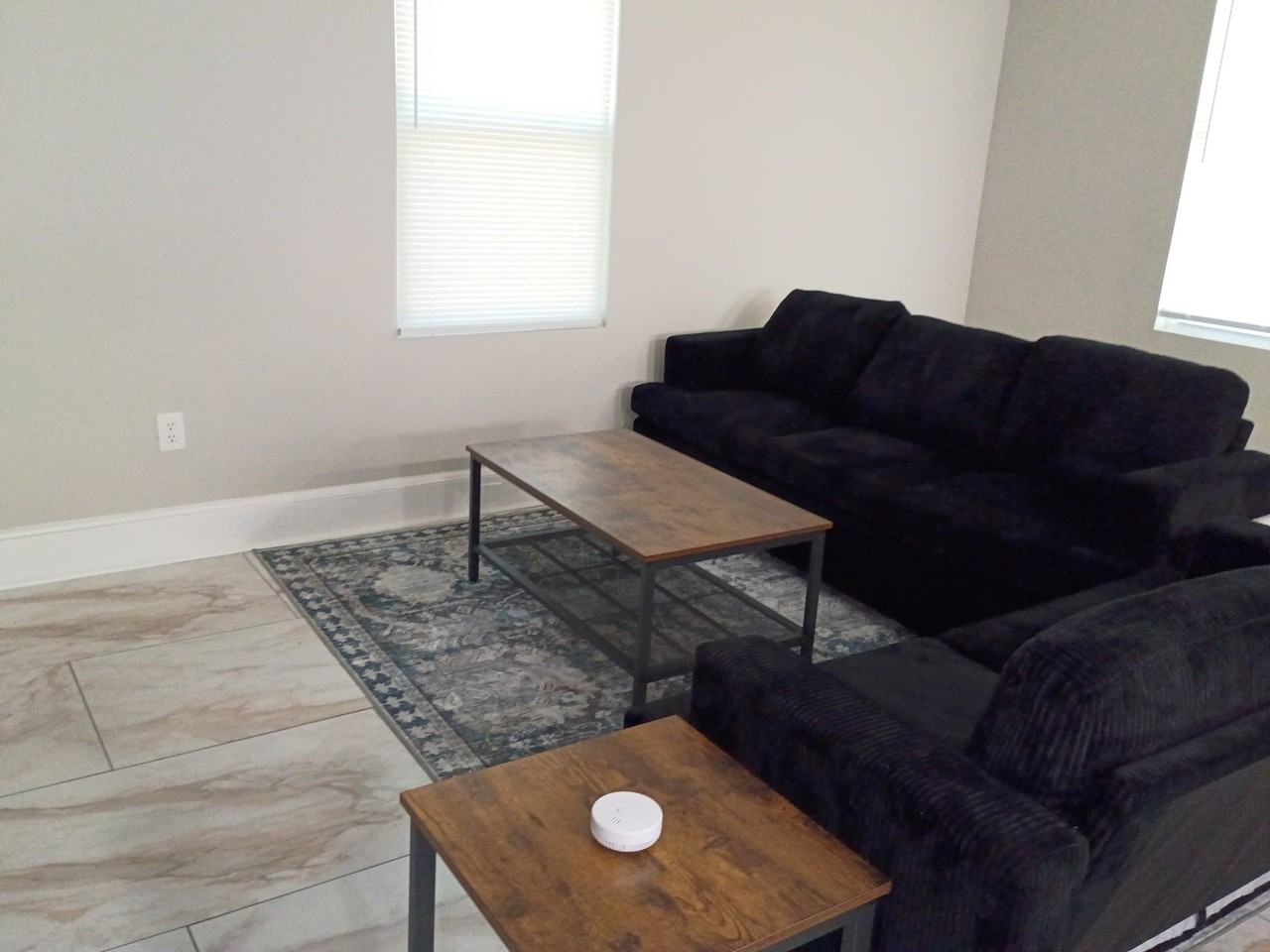 267 Hydrolia St - Photo 2 of 12