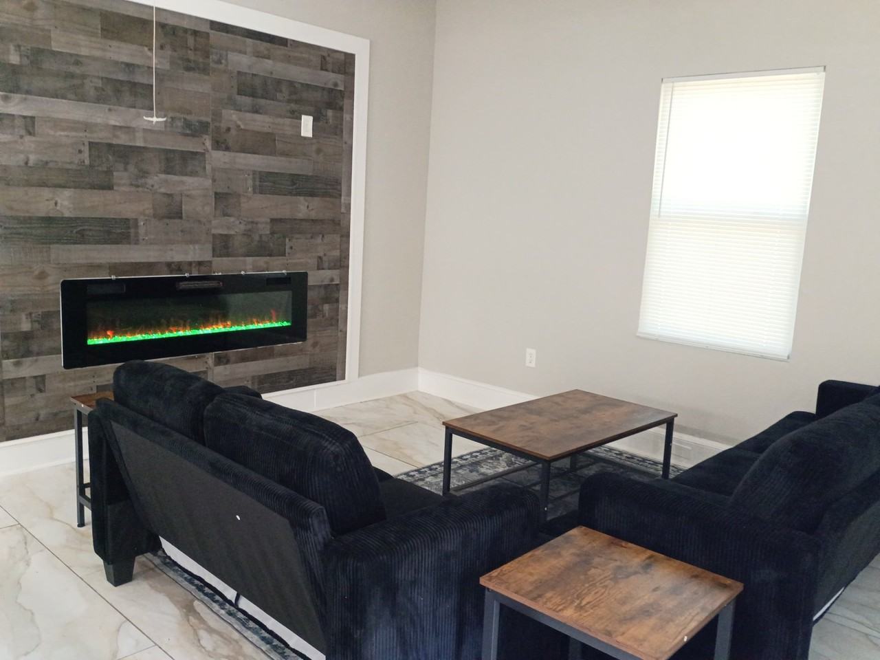 267 Hydrolia St - Photo 6 of 12