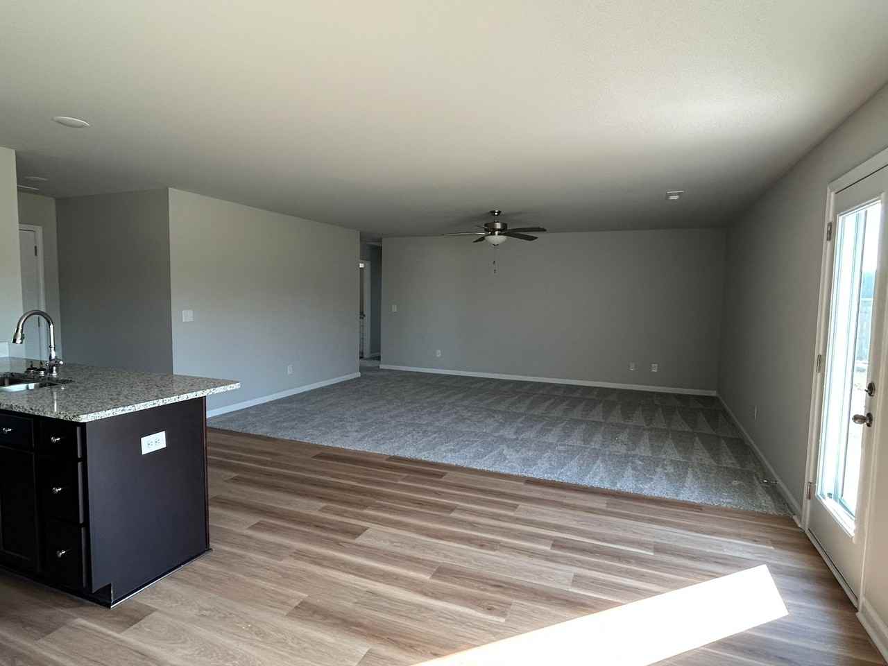 262 Swinson Dr - Photo 4 of 14