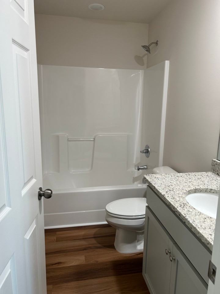 260 Swinson Dr - Photo 7 of 14
