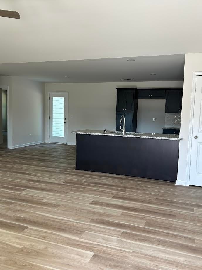 403 Grand Oaks Dr - Photo 3 of 16