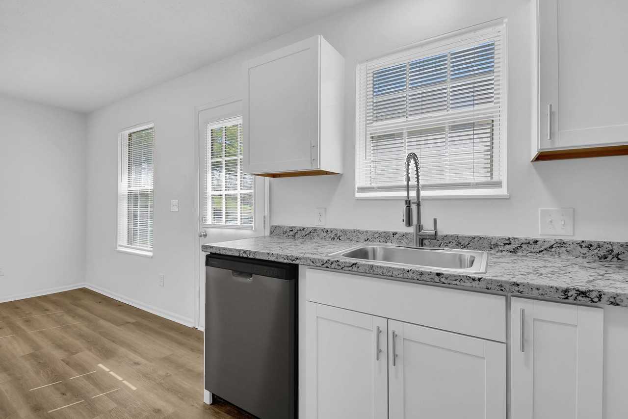 Cherry Bottom Townhomes - Photo 2 of 10