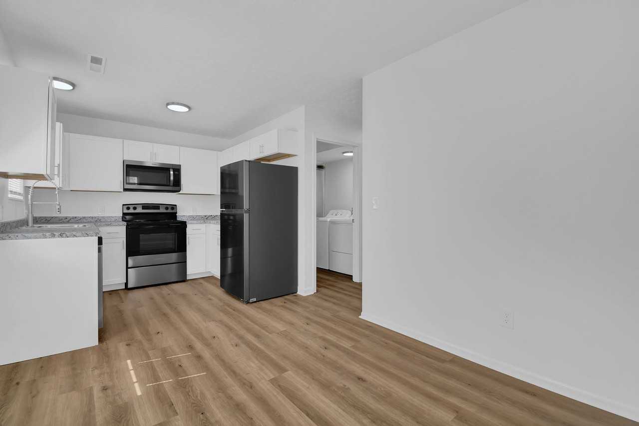 Cherry Bottom Townhomes - Photo 6 of 10