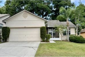 featured image of 818 Hilly Bend Dr