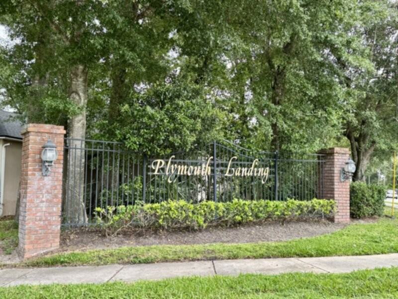 818 Hilly Bend Dr - Photo 2 of 15