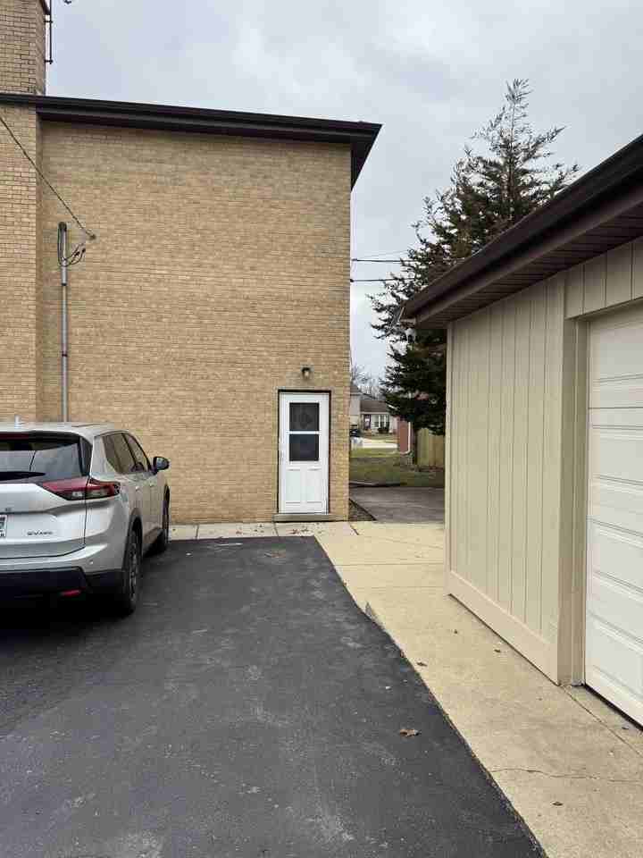 101 N Avon Rd - Photo 4 of 5
