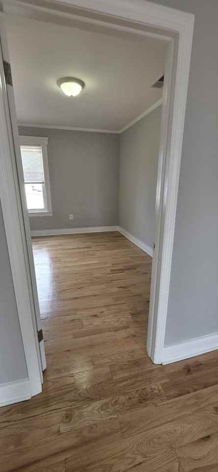 1021 Emma St #2 - Photo 7 of 20