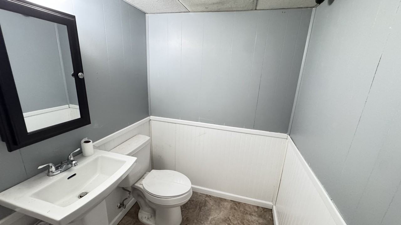 3131 E Enos Ave #NA - Photo 7 of 10